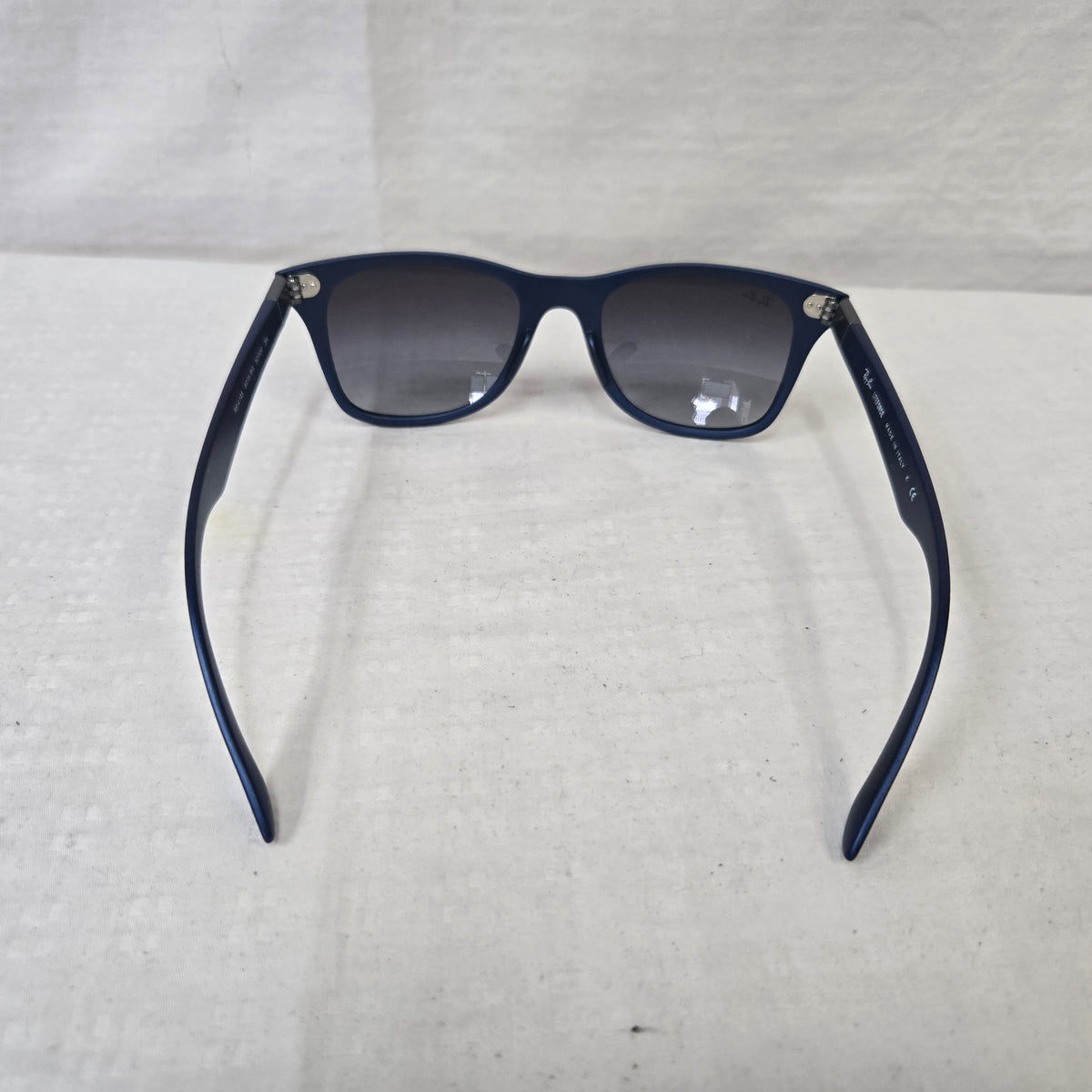 Ray Ban Liteforce Wayfarer Sunglasses Blue / Polarized Dark Grey Gradient Lens RB4195