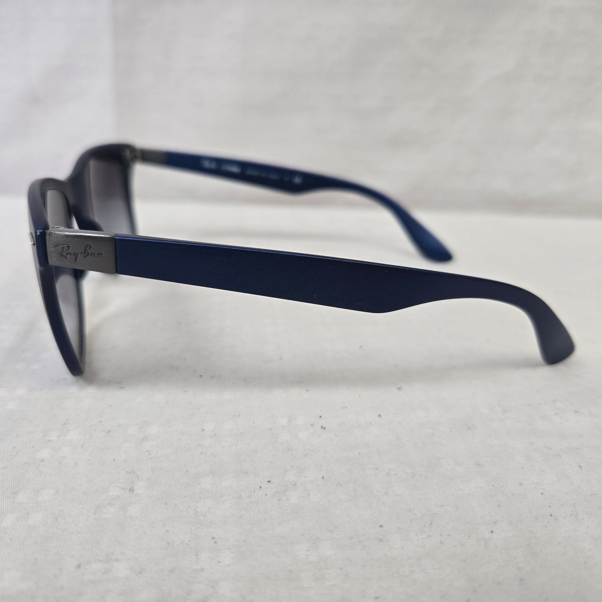 Ray Ban Liteforce Wayfarer Sunglasses Blue / Polarized Dark Grey Gradient Lens RB4195