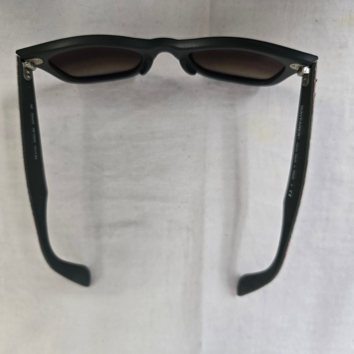 Ray Ban Original Wayfarer Sunglasses RB2140 60628550 - Open Box
