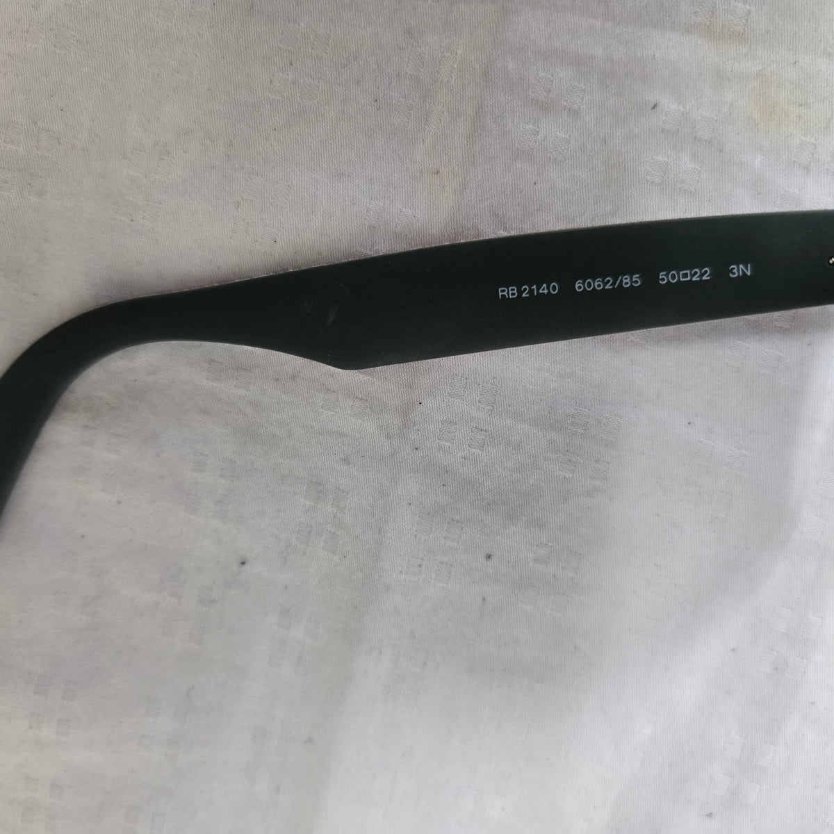 Ray Ban Original Wayfarer Sunglasses RB2140 60628550 - Open Box