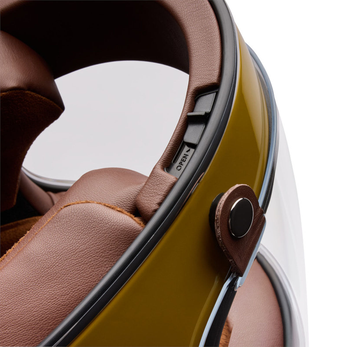 Bell Bullitt Gt Helmet - Must