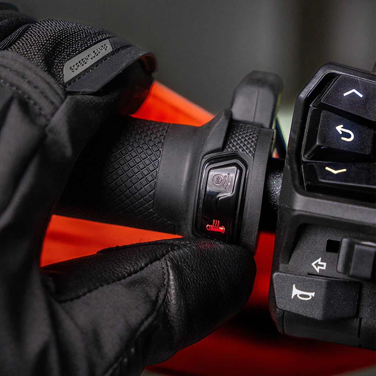 Macna Heated Grips Bluetooth
