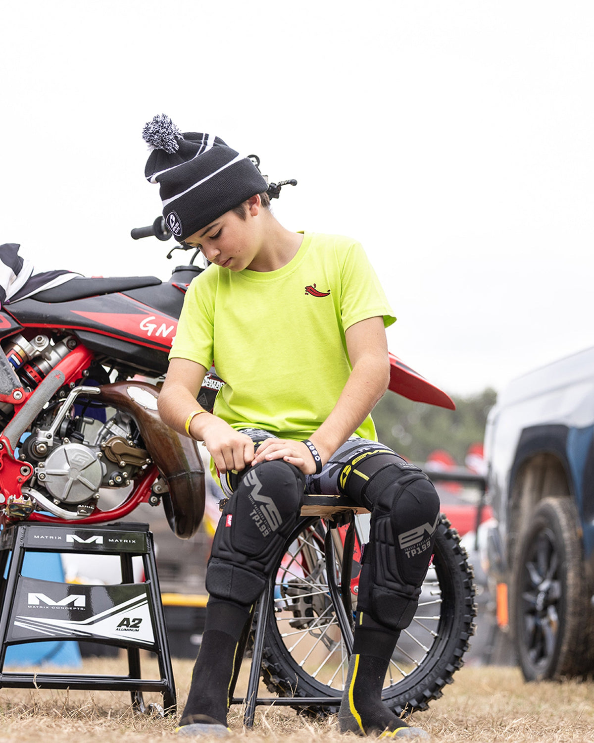 EVS TP199 Knee/Shin Guard