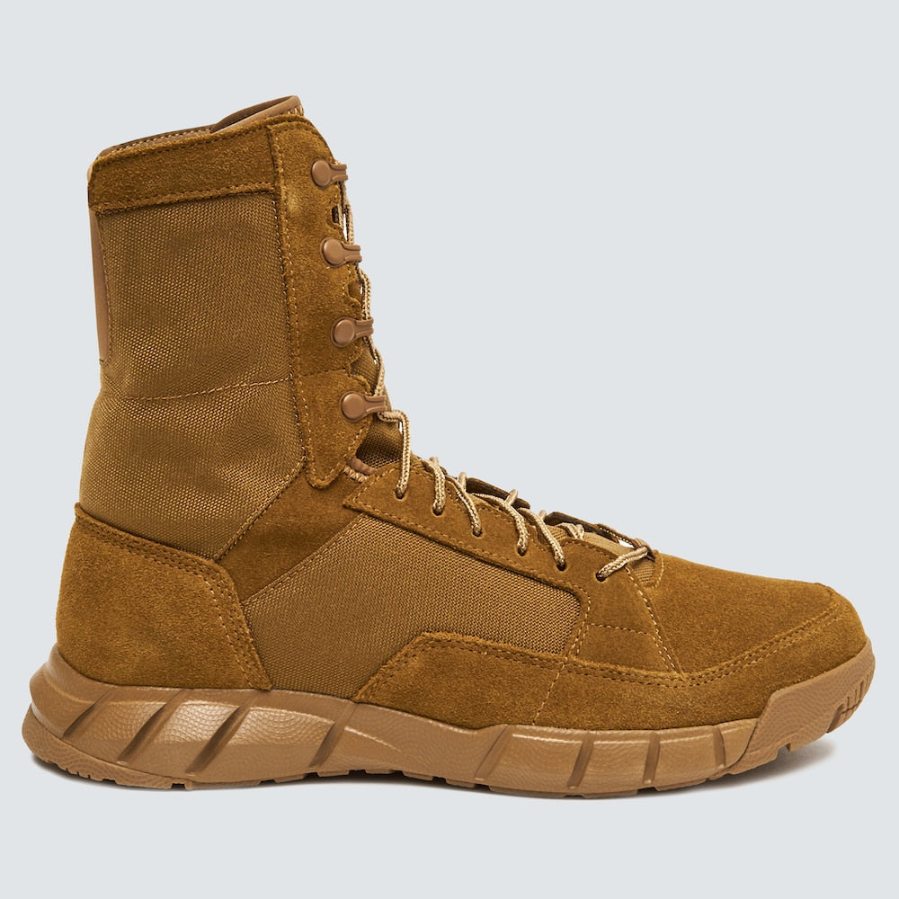 Oakley Coyote Boots - Coyote