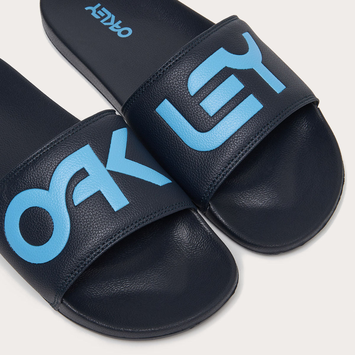 Oakley B1B 2.0 Slides
