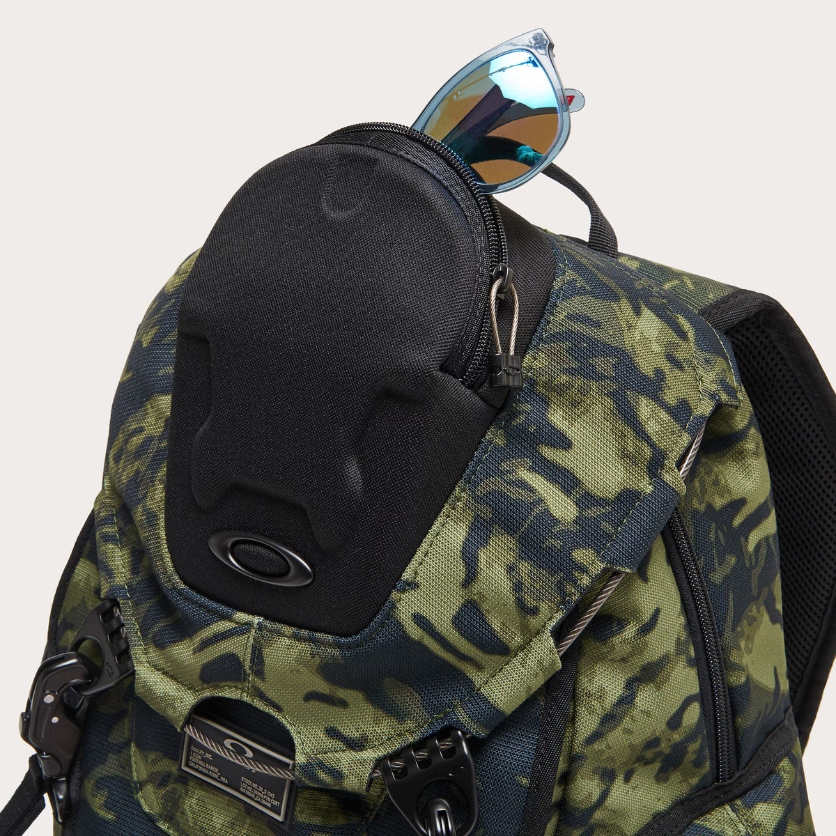 Oakley Bathroom Sink RC Backpack