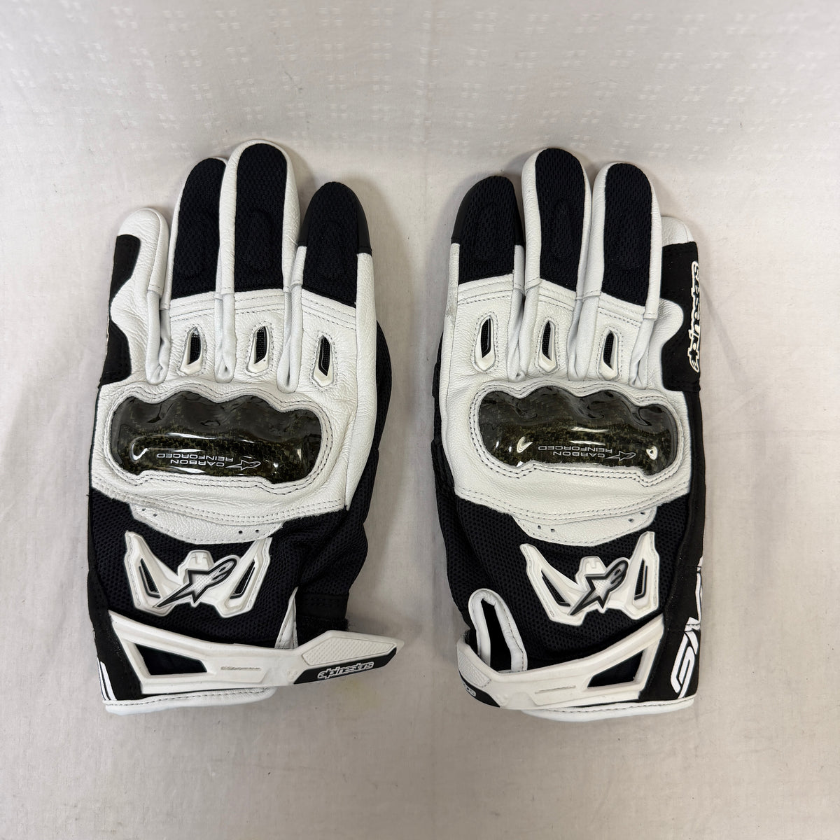 Alpinestars SMX-2 Air Carbon V2 Leather Gloves - Black/White *DISPLAY*