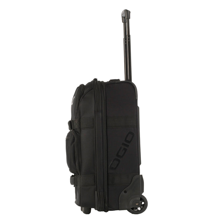 Ogio ONU 22 Carry-On Bag Stealth