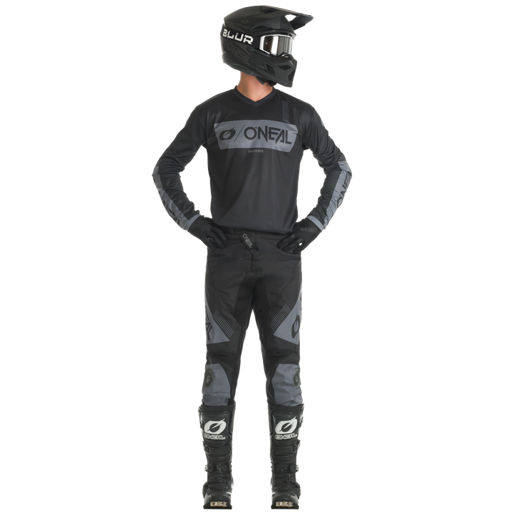 Black/Gray