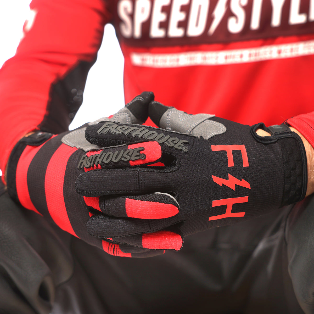 Fasthouse Speed Style Akin Glove - Red/Black