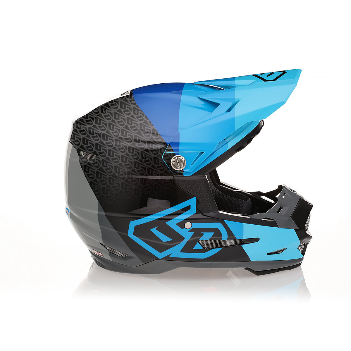 6D ATR-2Y Range Helmet - Youth XL