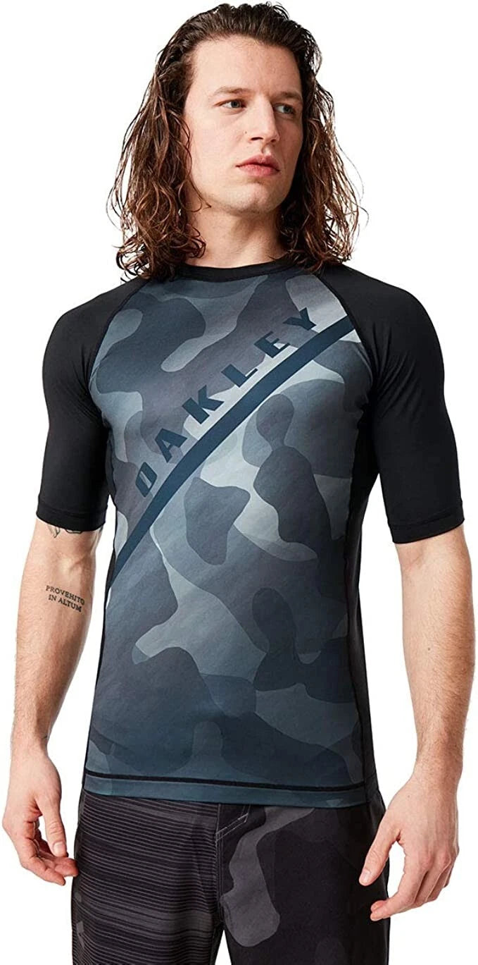 Oakley Camou Rashguard Active Top Short Sleeve Tee