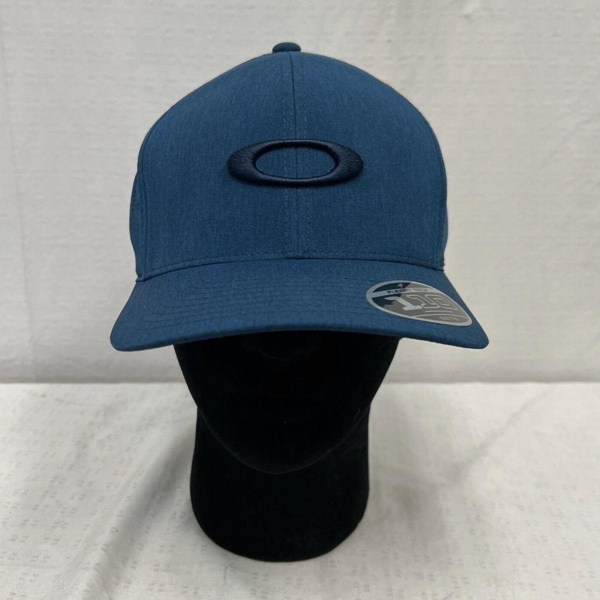 Oakley Pro Formance Hat