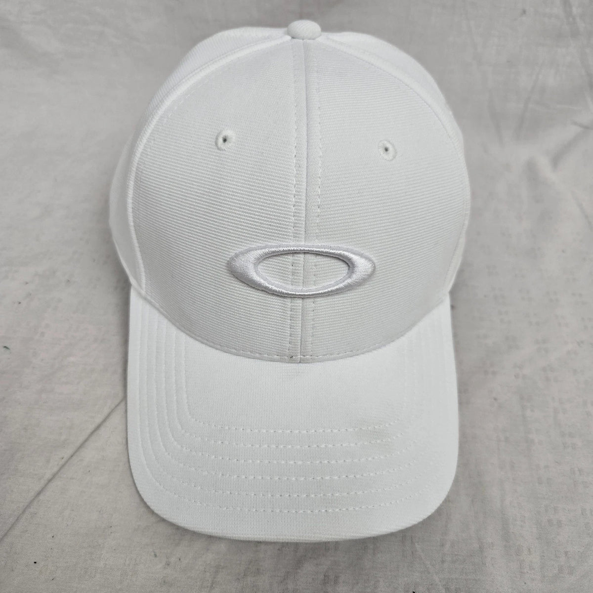 Oakley 6 Panel Hat *DISPLAY*