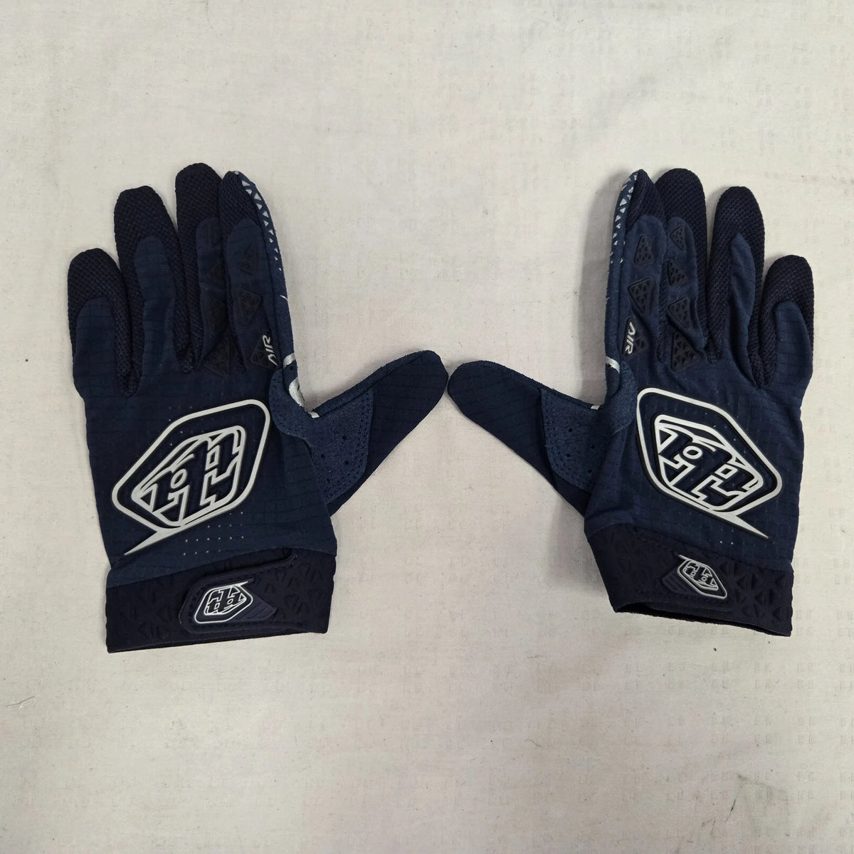 Troy Lee Designs Youth Air Gloves *DISPLAY*