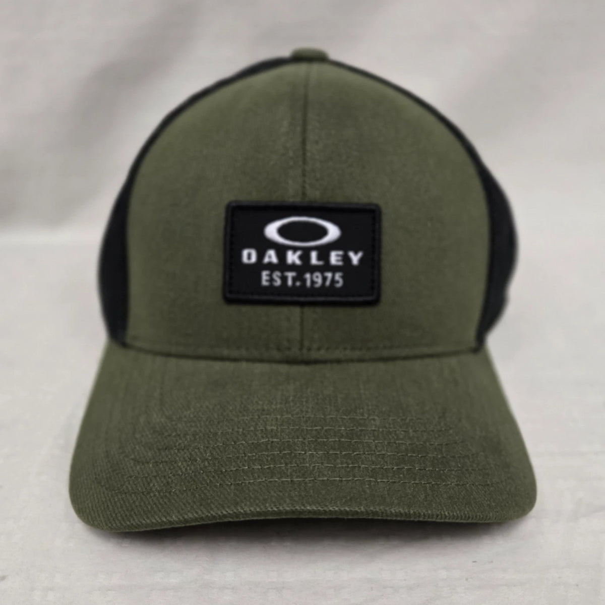 Oakley Patch Trucker Hat