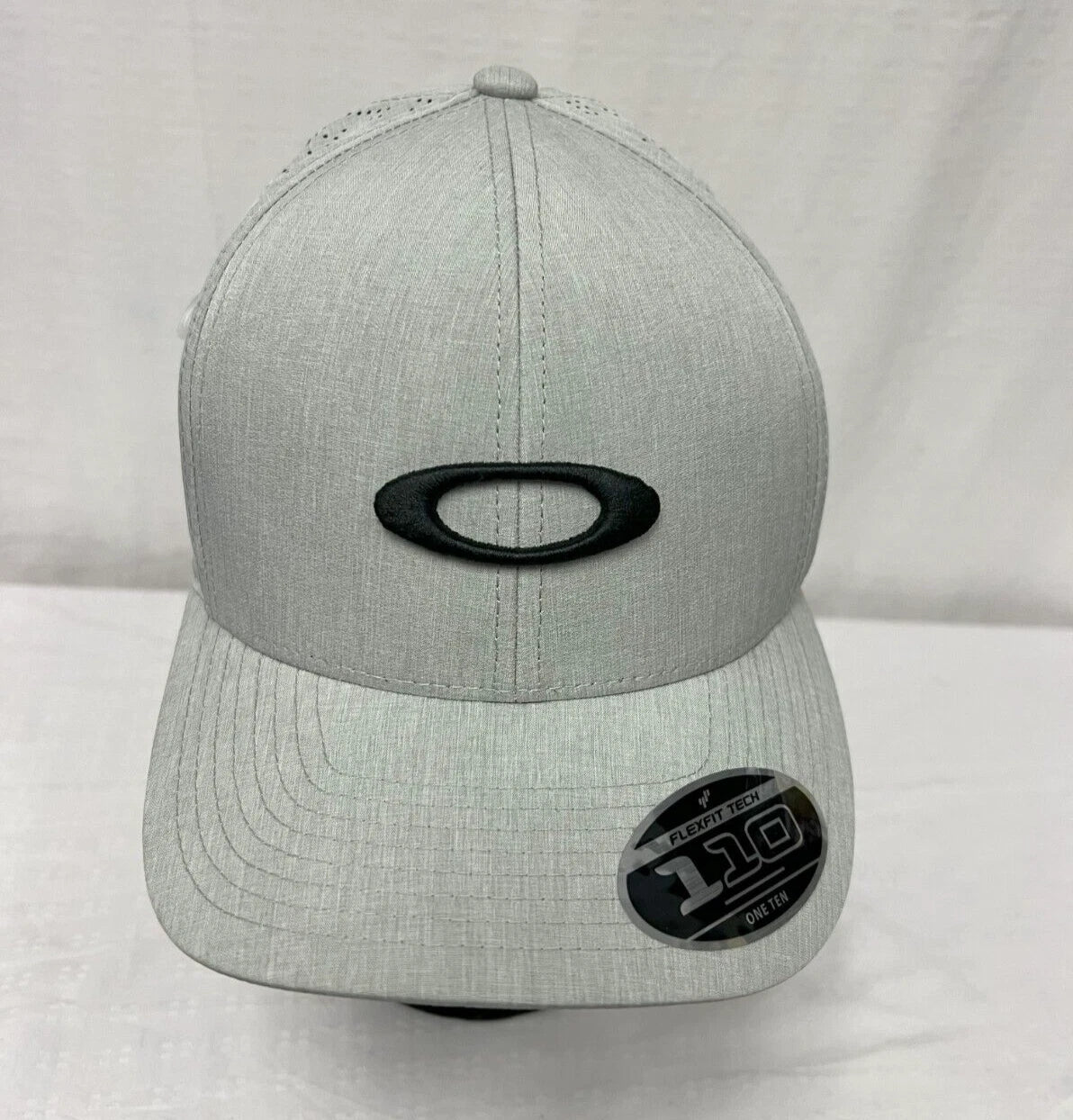 Oakley Pro Formance Hat