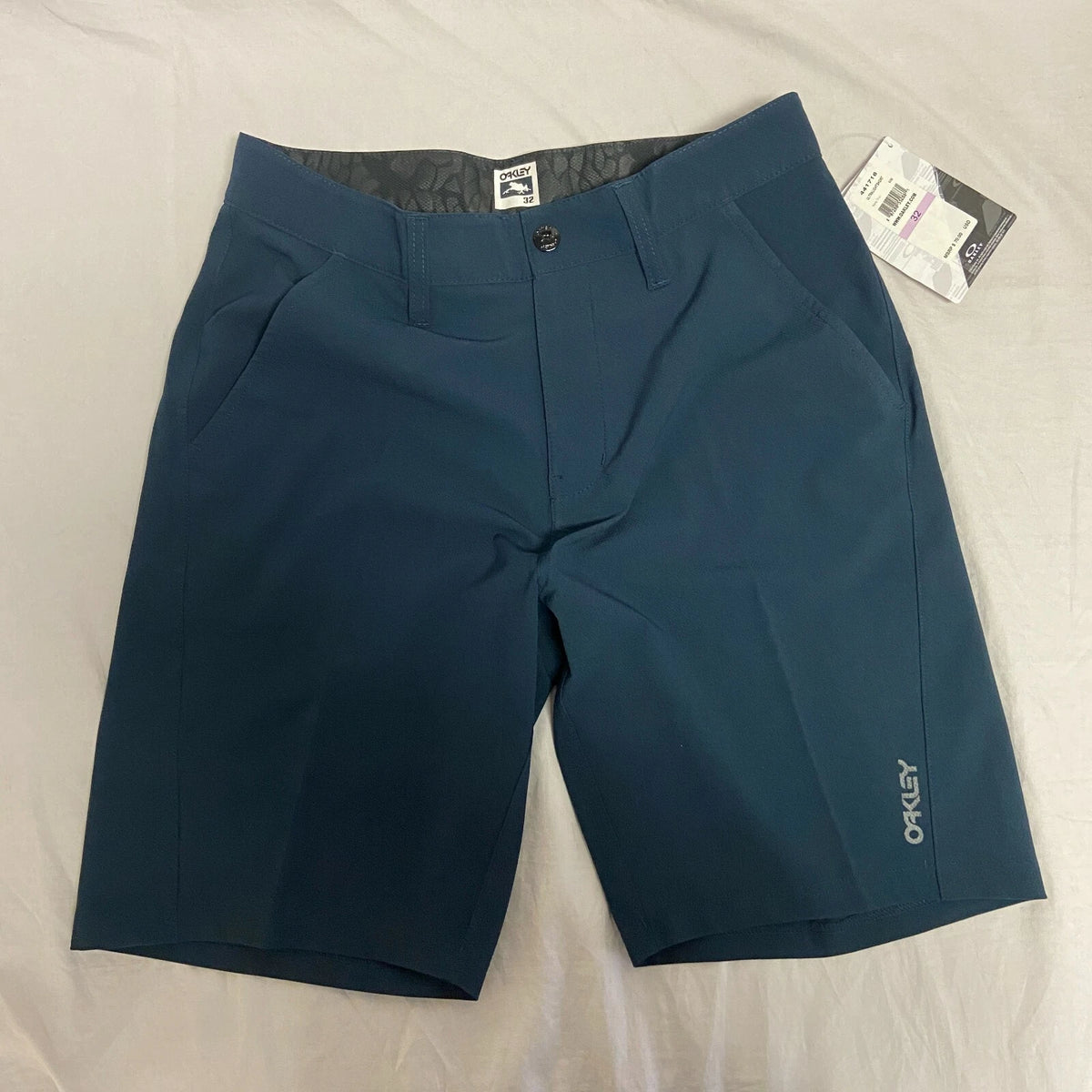 Oakley Ultralight Casual Shorts