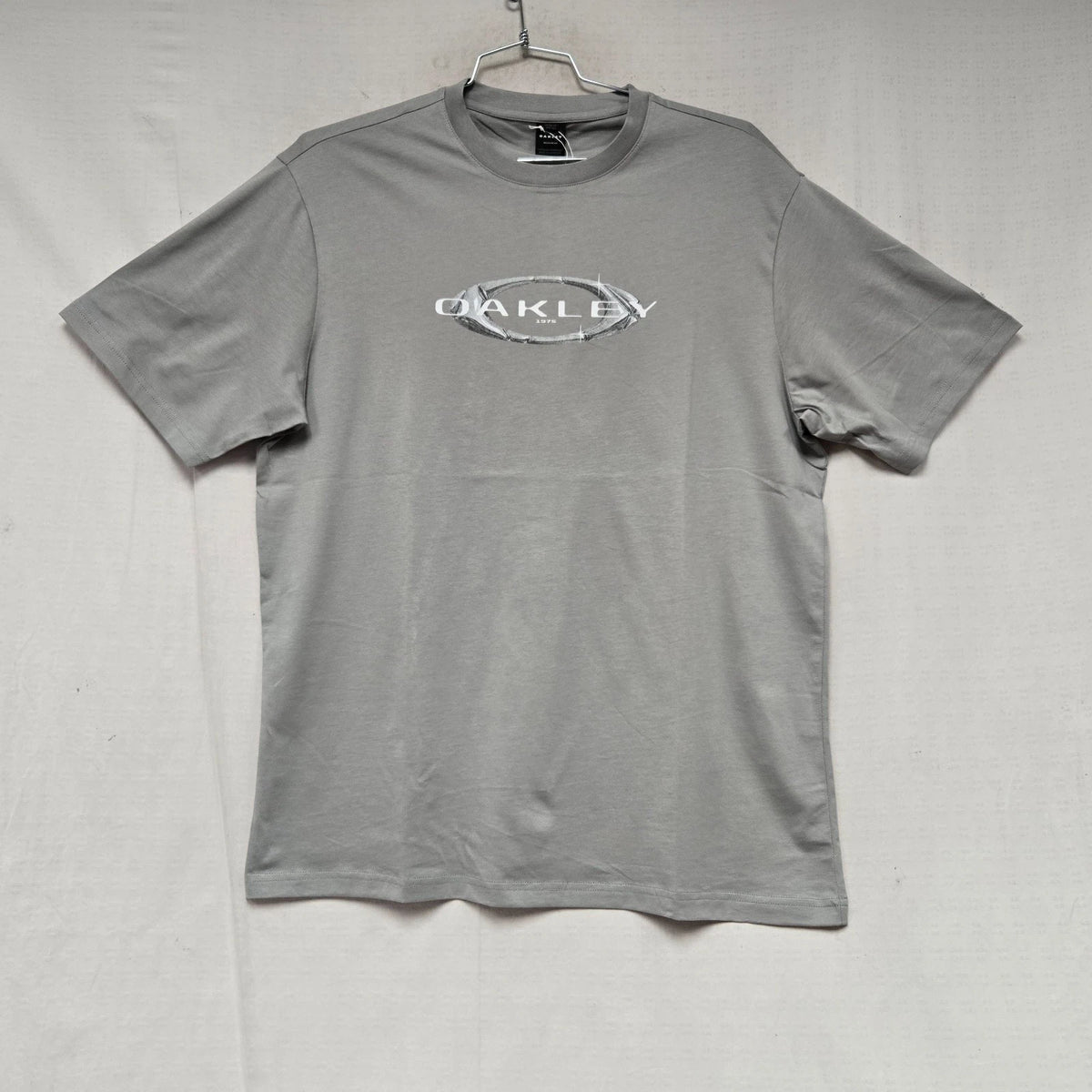 Oakley Segmented Chrome Tee - Cement