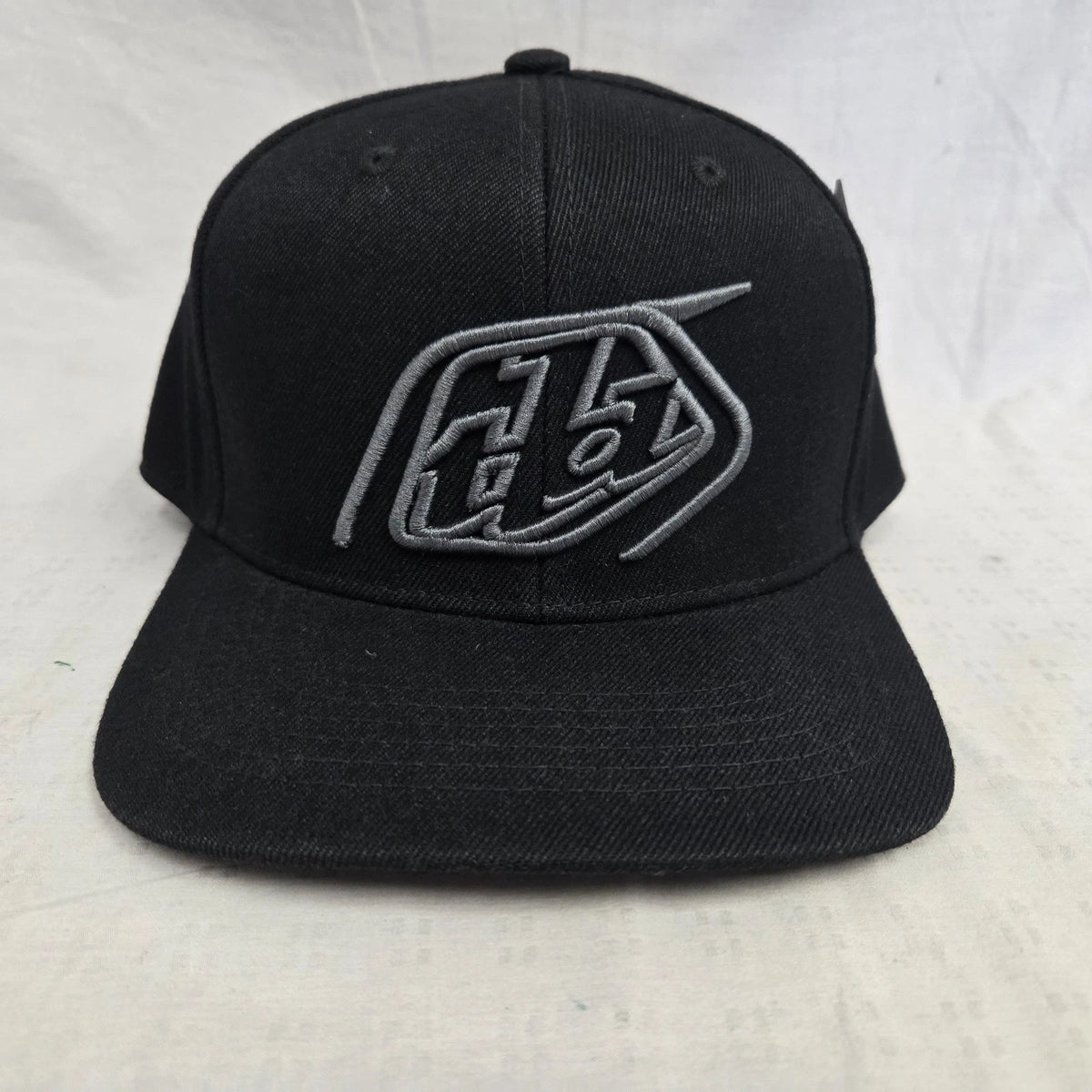 Troy Lee Designs Curved Snapback Hat - Black/Charcoal