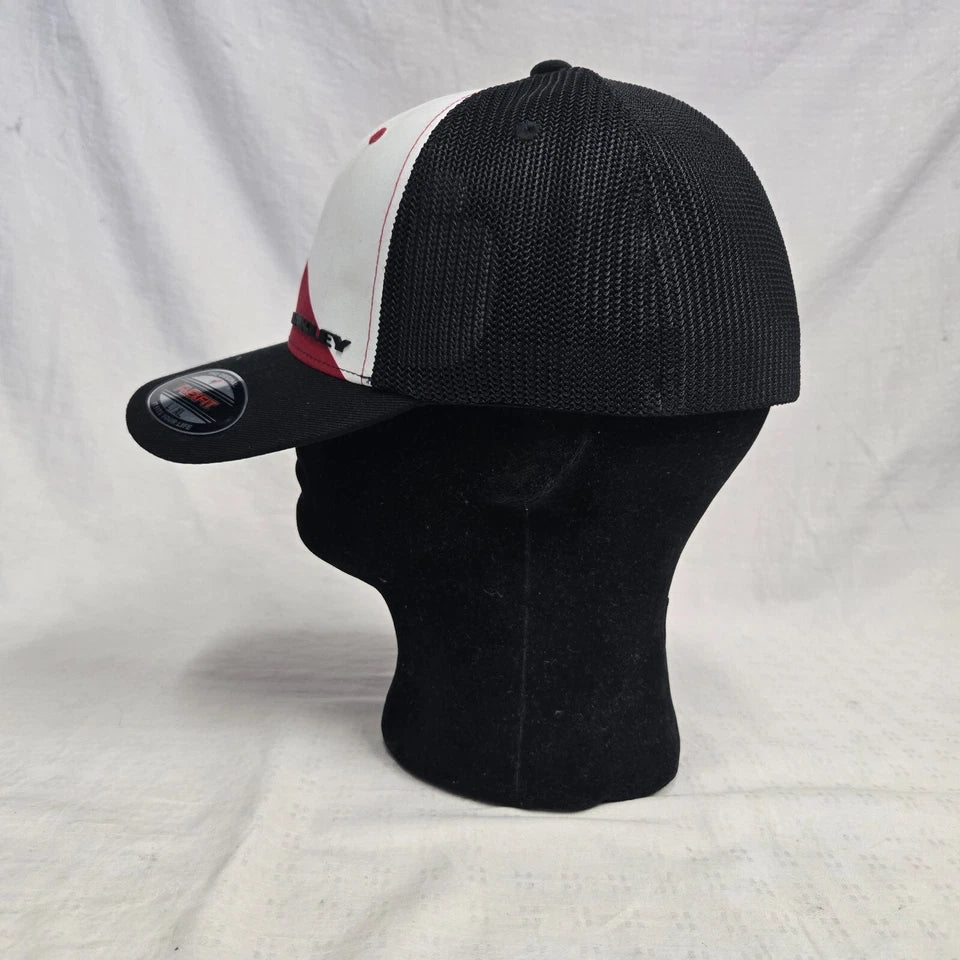 Oakley Indy Passport Trucker  Hat *DISPLAY*