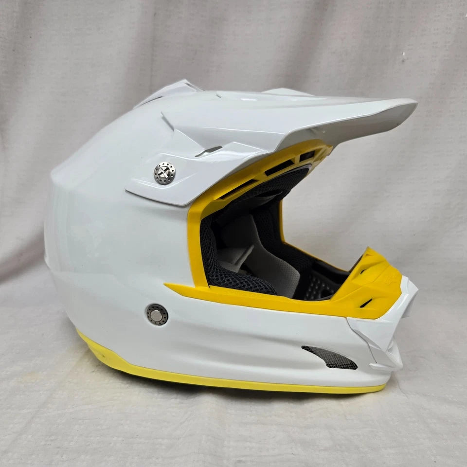 Troy Lee Designs SE3 Helmet w/ MIPS *DISPLAY*
