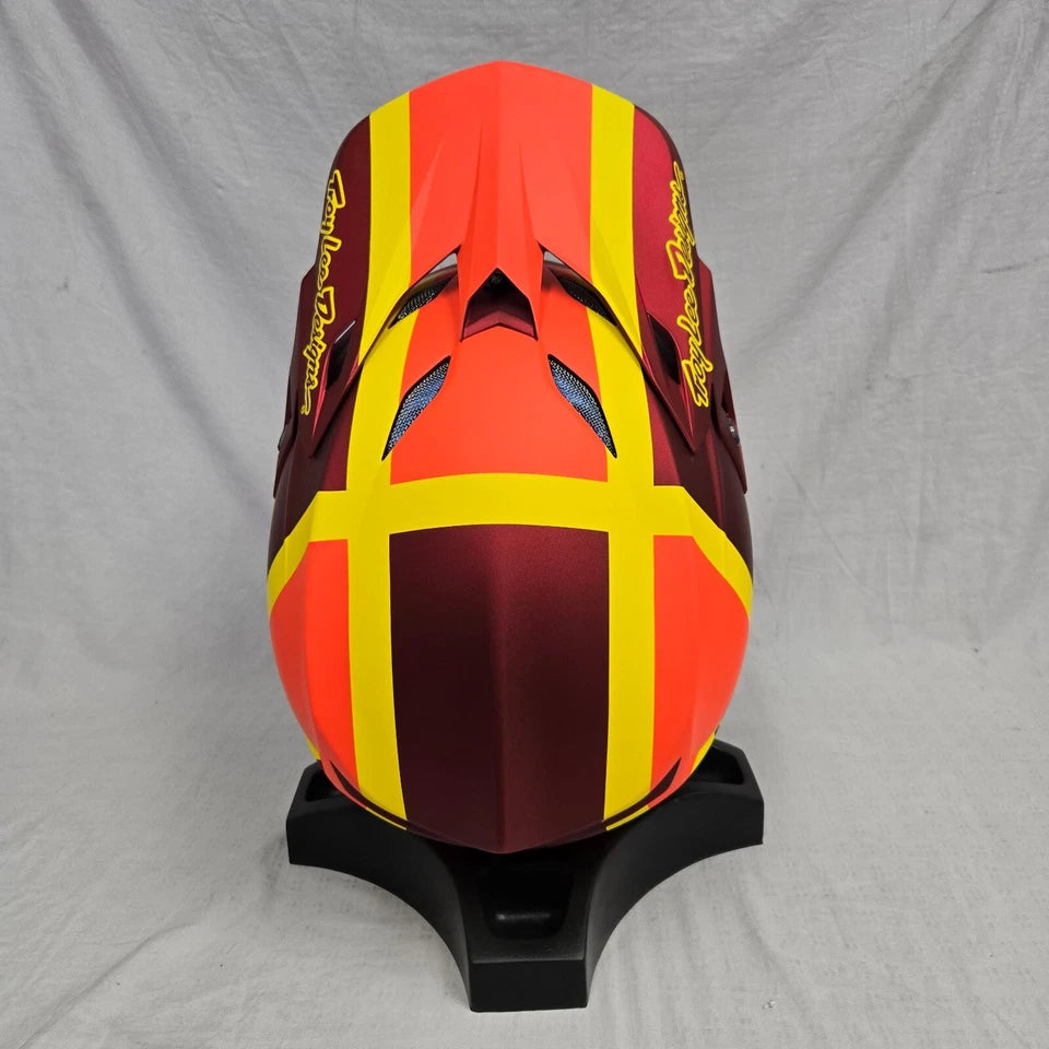 Troy Lee Designs SE5 Composite Helmet W/ MIPS *SAMPLE*