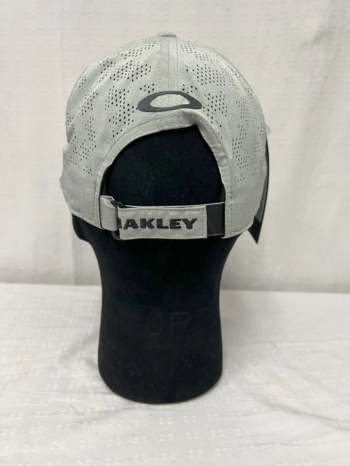 Oakley Pro Formance Hat