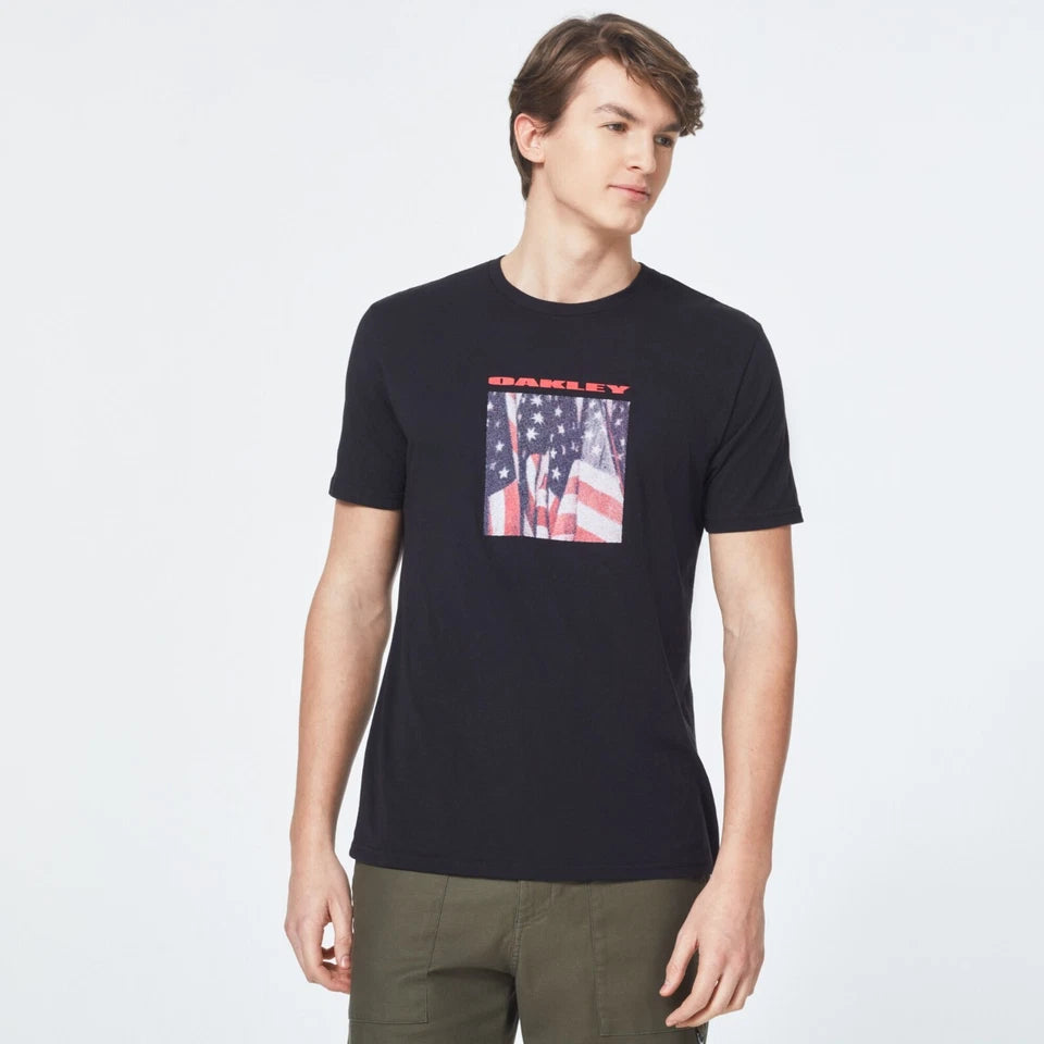 Oakley USA Flag Pictures Tee