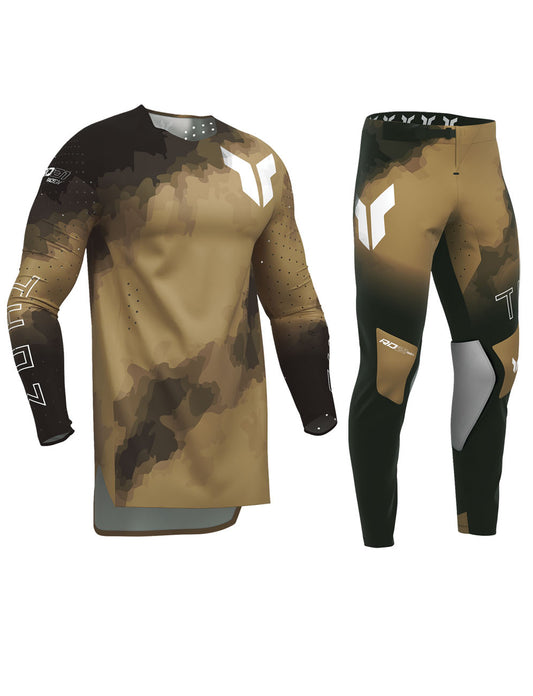 Black/Copper