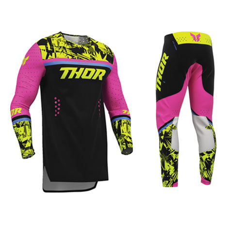 Black/Fuchsia