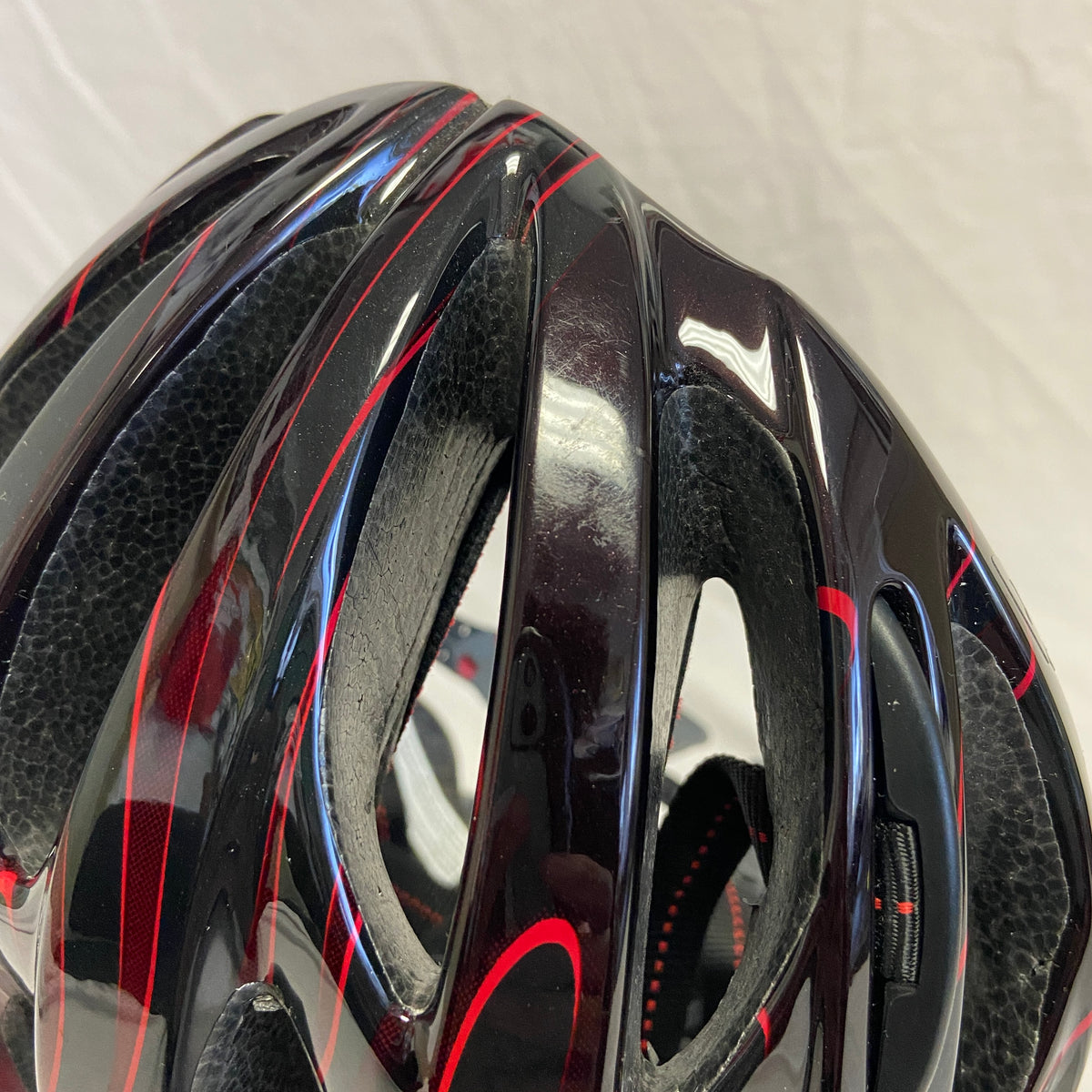 Giro Saros Road Helmet Black / Red Flames Small (Open Box) - ExtremeSupply.com