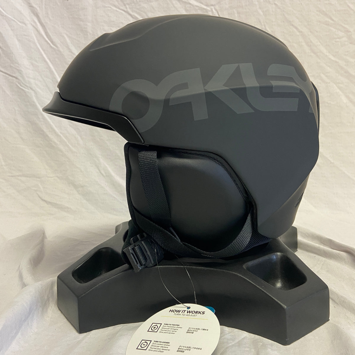 Oakley Mod 3 Helmet Matte Black Large (Open Box) - ExtremeSupply.com