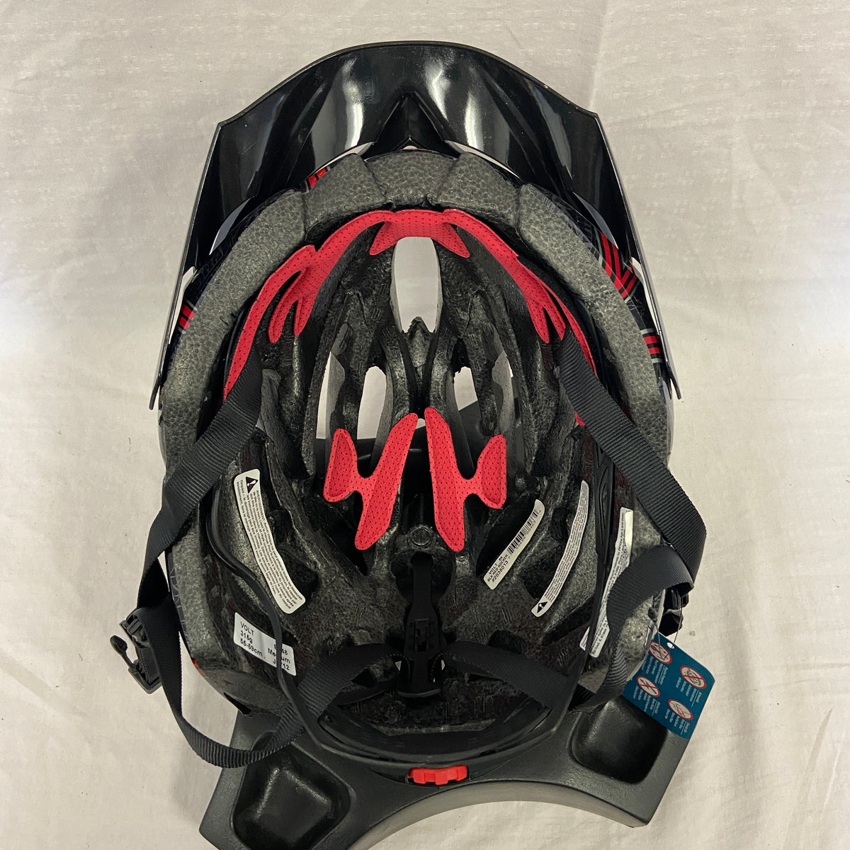 Bell Volt Black Red Rocker Medium (Open Box) - ExtremeSupply.com